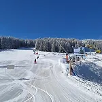 Ξενοδοχείο με διαμερίσματα Sleepwell Czarna Gora